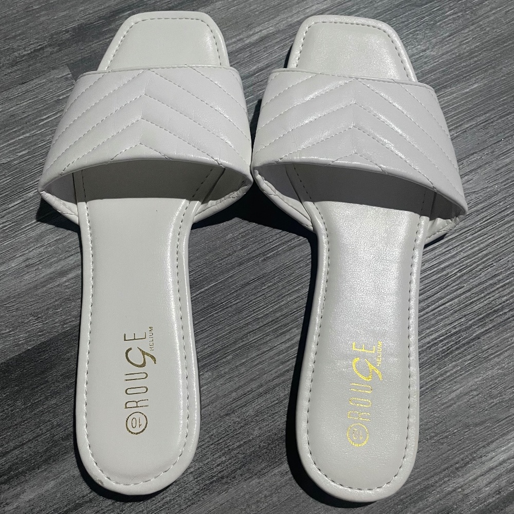 White chevron womens slide sandals
